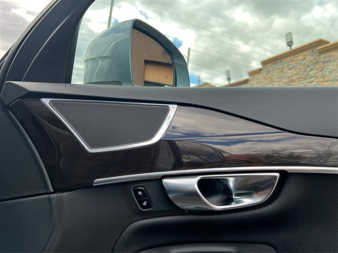Volvo XC90 T5 AWD Momentum 2019
