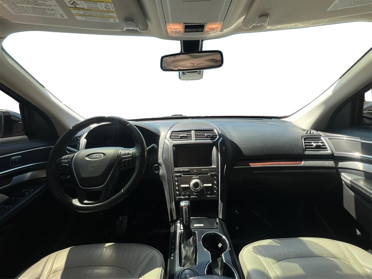 Ford Explorer Platinum 4WD 2017