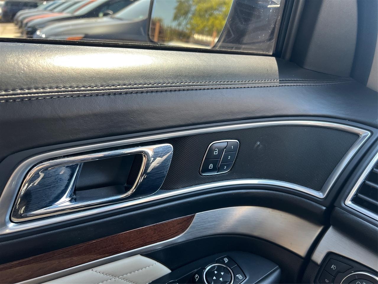 Ford Explorer Platinum 4WD 2017