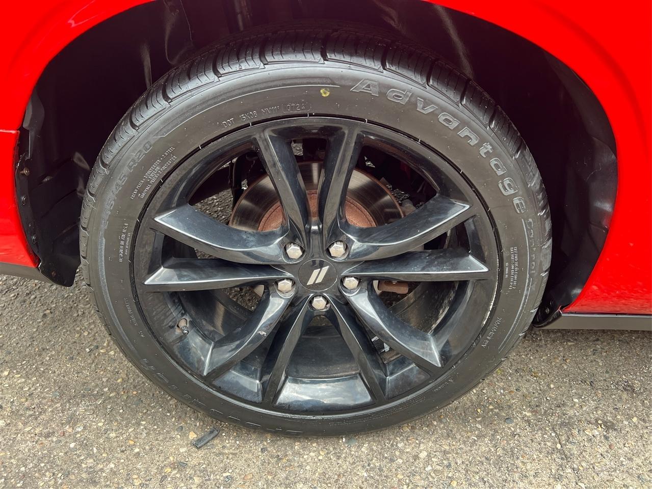 Dodge Challenger SXT RWD 2018