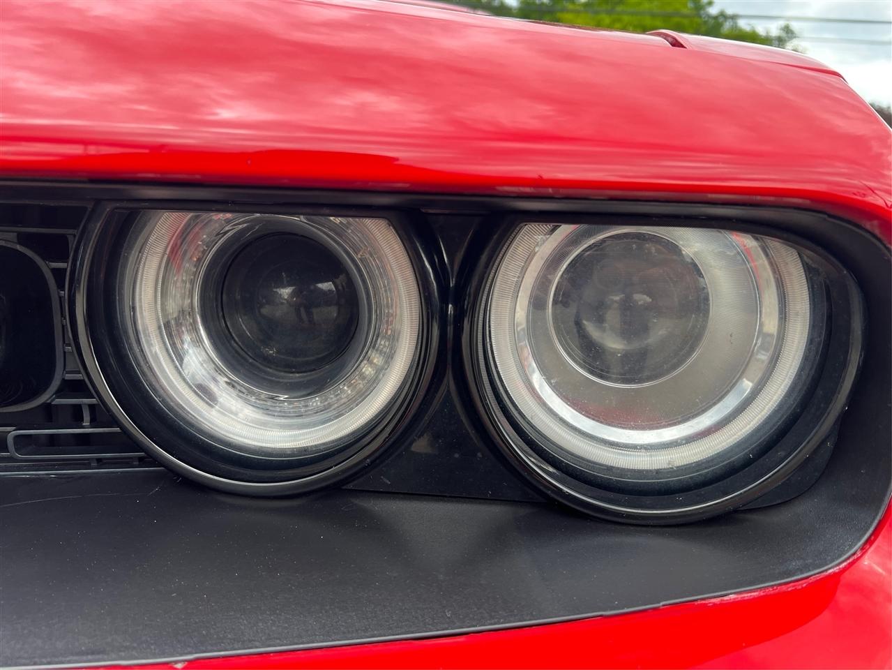 Dodge Challenger SXT RWD 2018