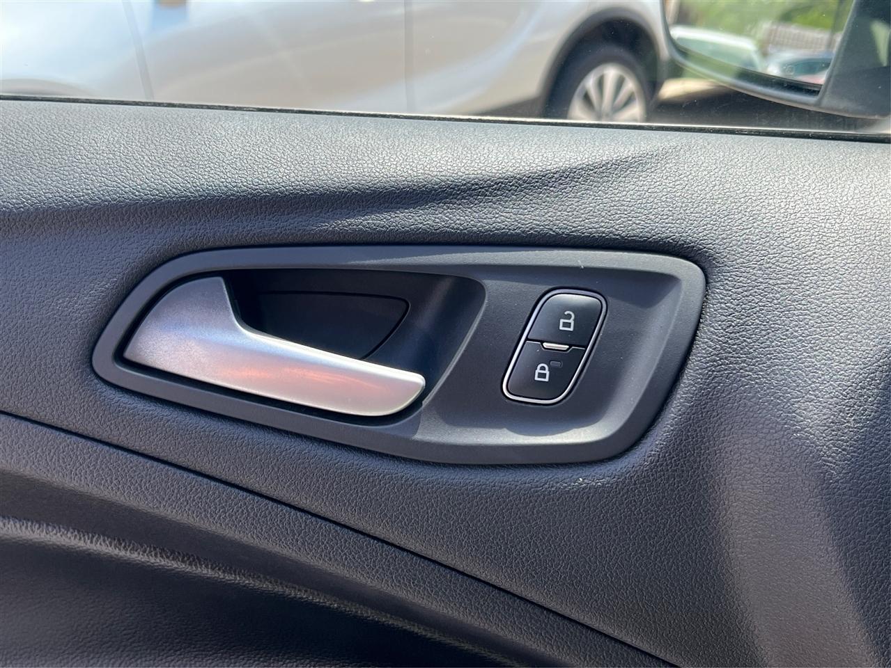 Ford Escape SE FWD 2018