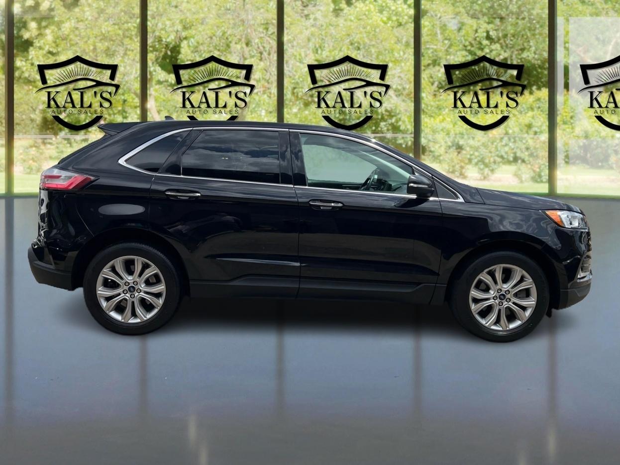 Ford Edge Titanium AWD 2022