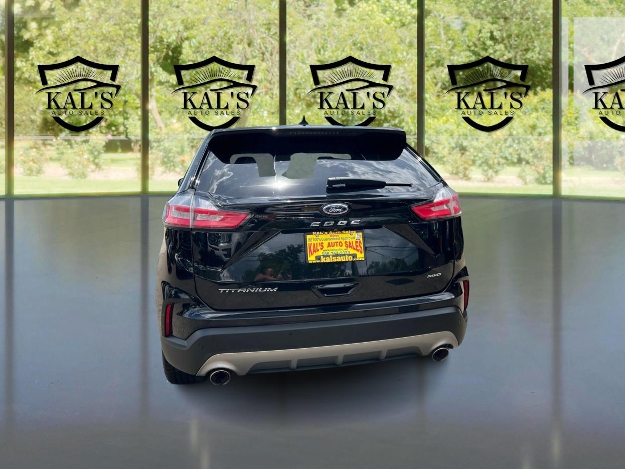 Ford Edge Titanium AWD 2022