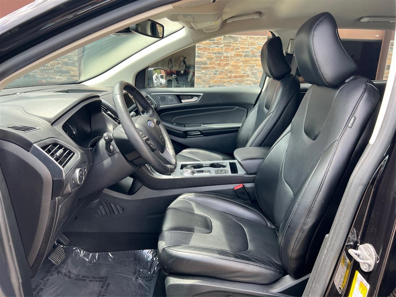 Ford Edge Titanium AWD 2022