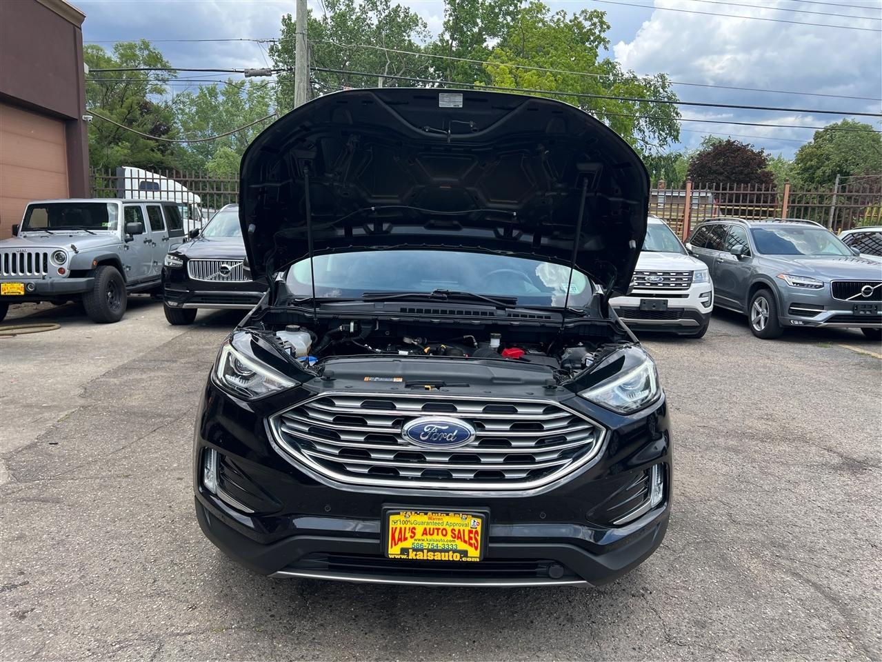 Ford Edge Titanium AWD 2022