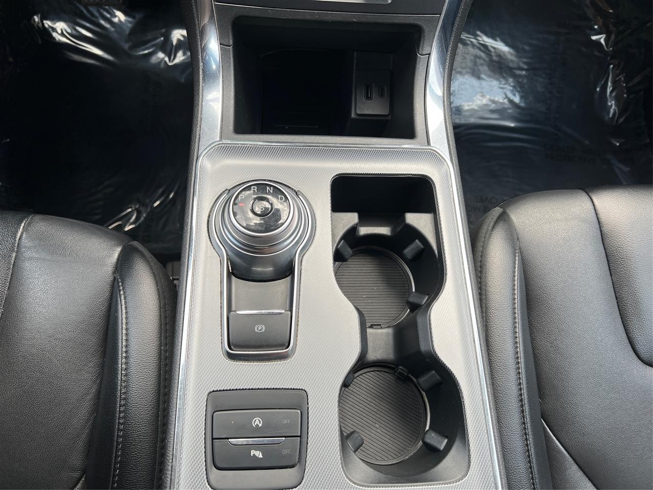 Ford Edge Titanium AWD 2022
