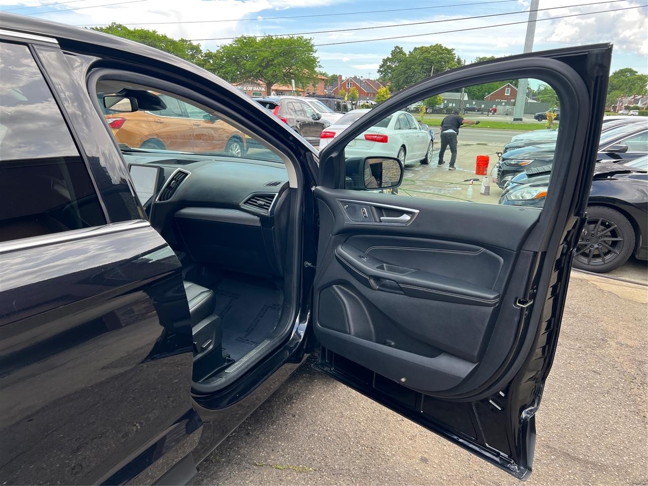 Ford Edge Titanium AWD 2022