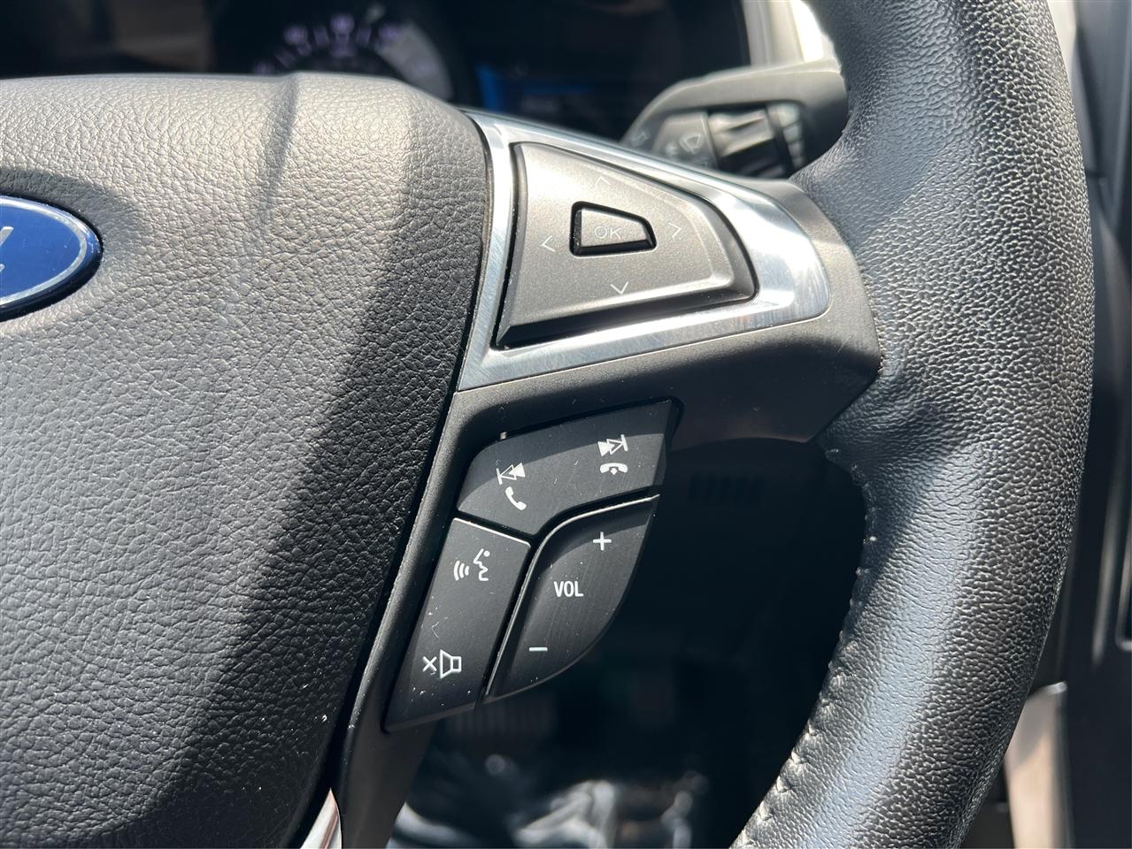 Ford Edge Titanium AWD 2022
