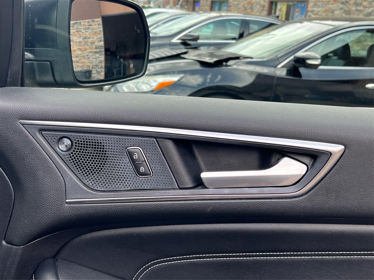 Ford Edge Titanium AWD 2022
