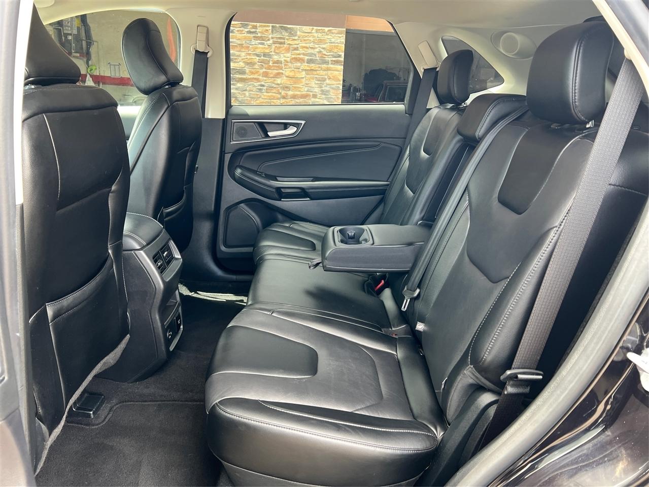Ford Edge Titanium AWD 2022