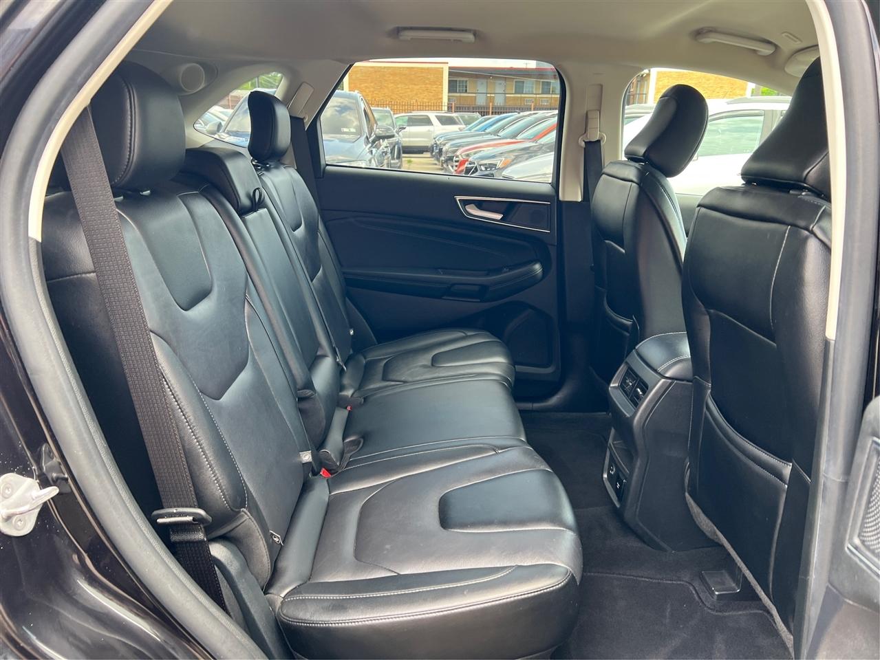 Ford Edge Titanium AWD 2022