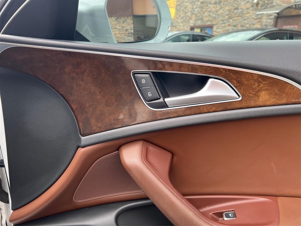 Audi A6 4dr Sdn quattro 3.0T Prestige 2013