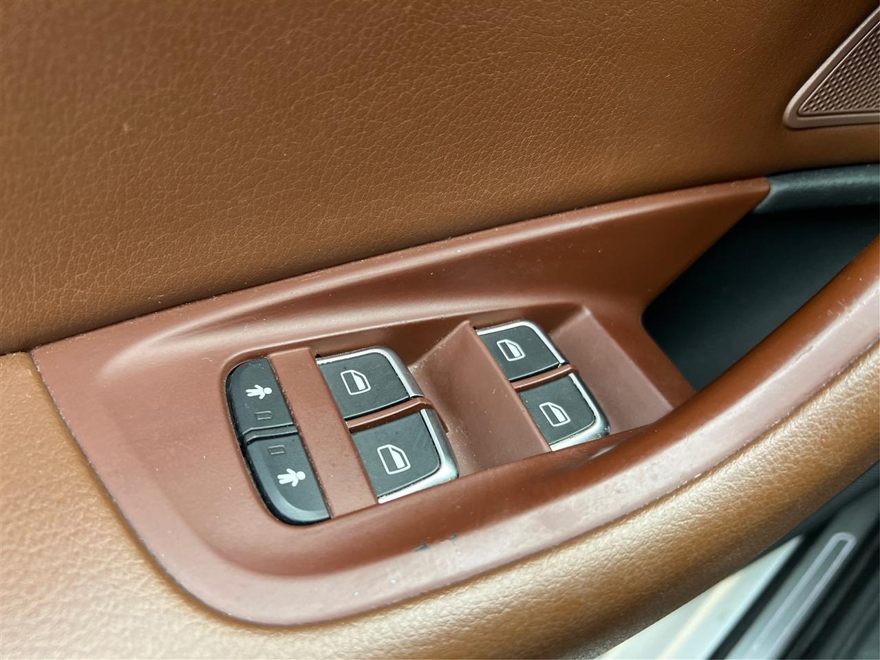 Audi A6 4dr Sdn quattro 3.0T Prestige 2013