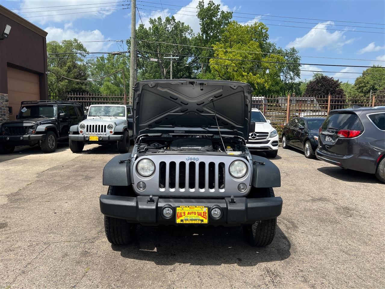 Jeep Wrangler Unlimited 4WD 4dr Sport 2014