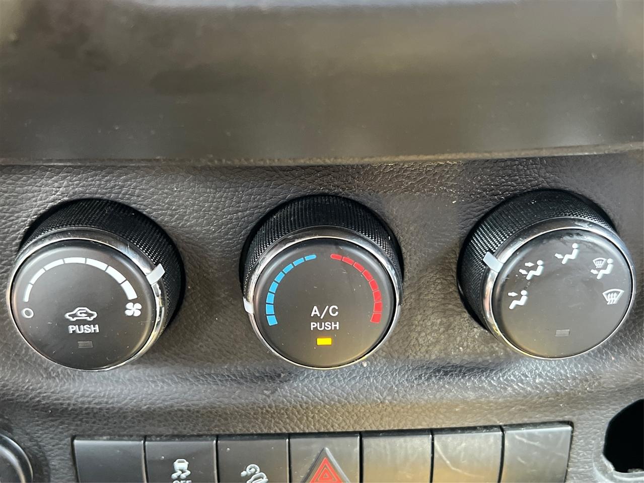 Jeep Wrangler Unlimited 4WD 4dr Sport 2014