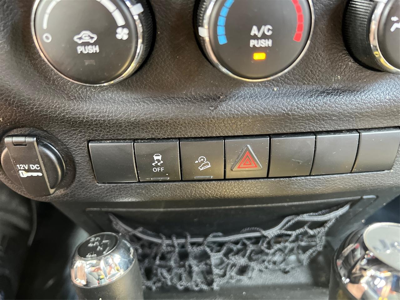 Jeep Wrangler Unlimited 4WD 4dr Sport 2014