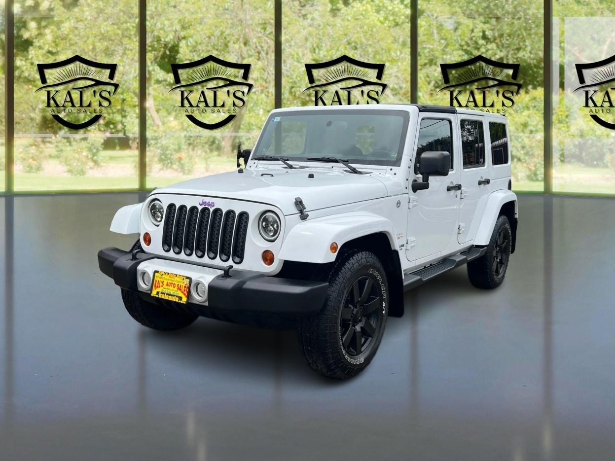 2012 Jeep Wrangler Unlimited 4WD 4dr Sahara