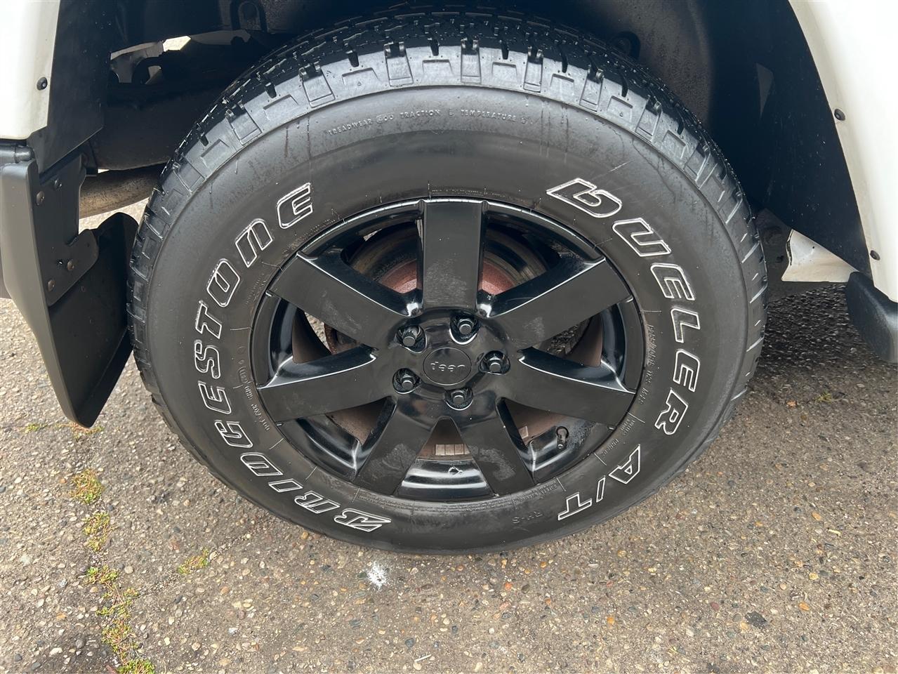Jeep Wrangler Unlimited 4WD 4dr Sahara 2012