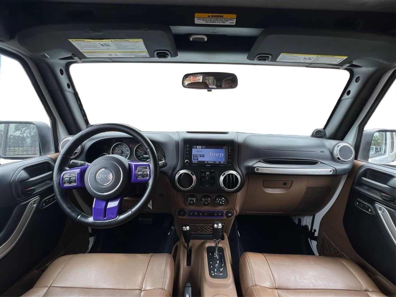 Jeep Wrangler Unlimited 4WD 4dr Sahara 2012