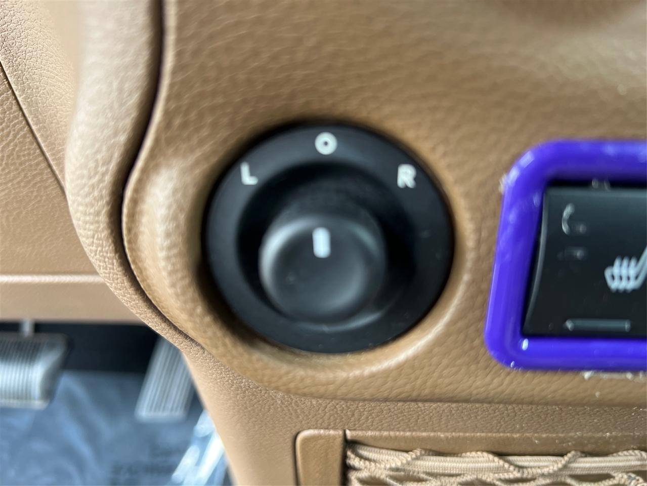 Jeep Wrangler Unlimited 4WD 4dr Sahara 2012