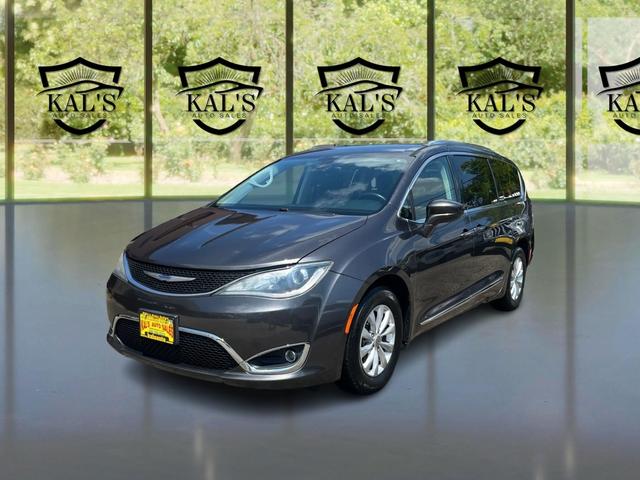 Gray 2019 Chrysler Pacifica Minivan Front-Wheel Drive Automatic