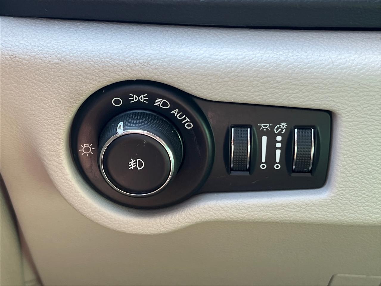 Chrysler Pacifica Touring L FWD 2019