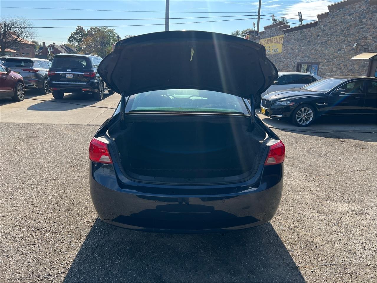 Chevrolet Impala 4dr Sdn LT w/1LT 2016