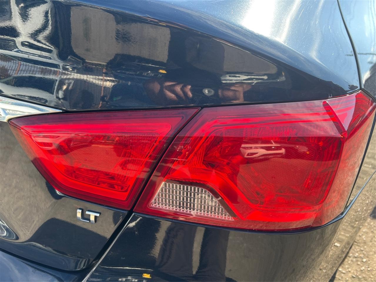 Chevrolet Impala 4dr Sdn LT w/1LT 2016