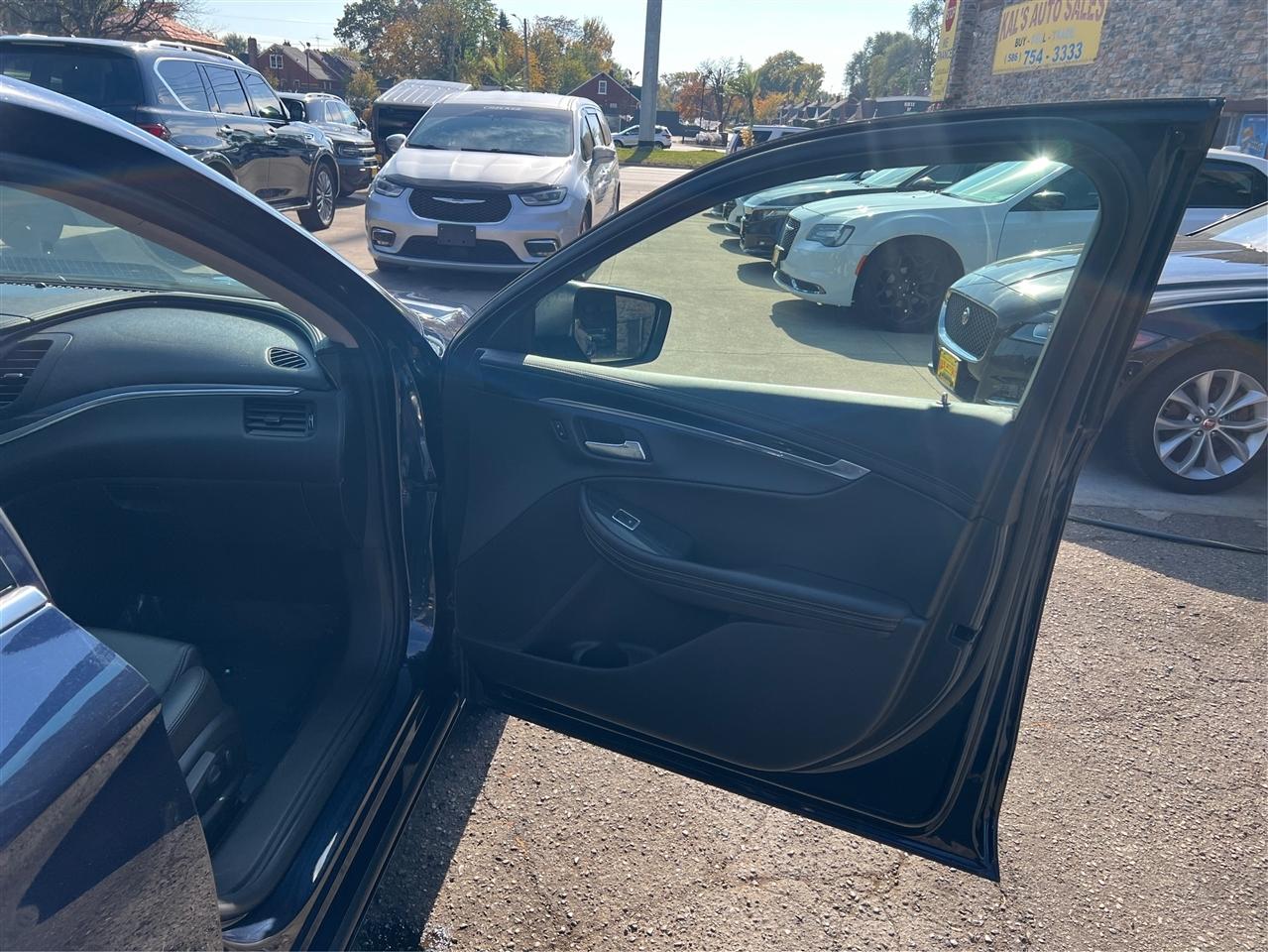 Chevrolet Impala 4dr Sdn LT w/1LT 2016