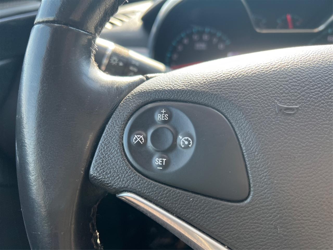 Chevrolet Impala 4dr Sdn LT w/1LT 2016