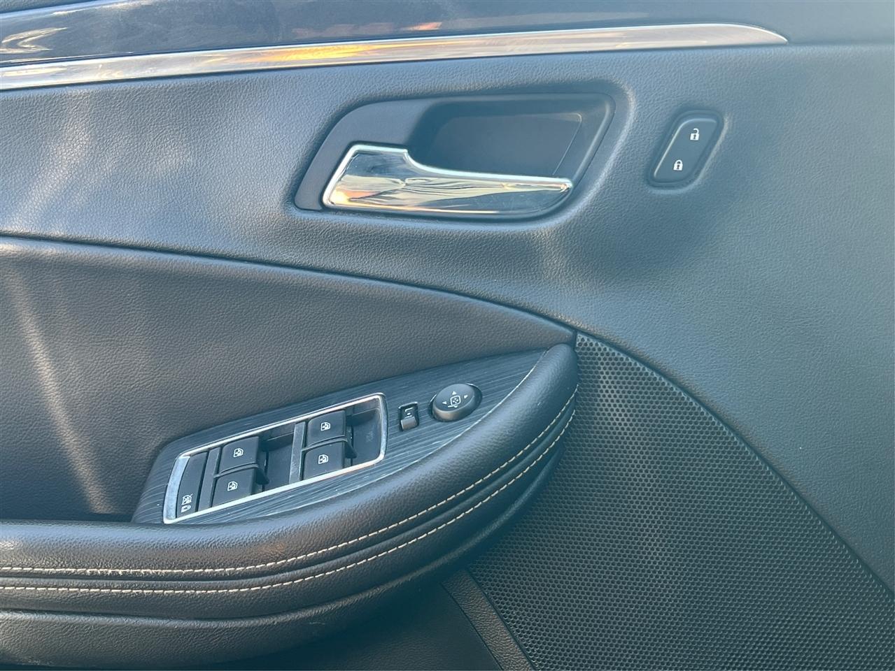 Chevrolet Impala 4dr Sdn LT w/1LT 2016