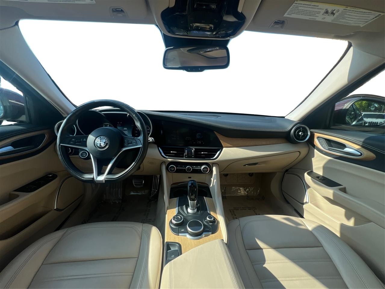 Alfa Romeo Giulia Ti Lusso AWD 2019