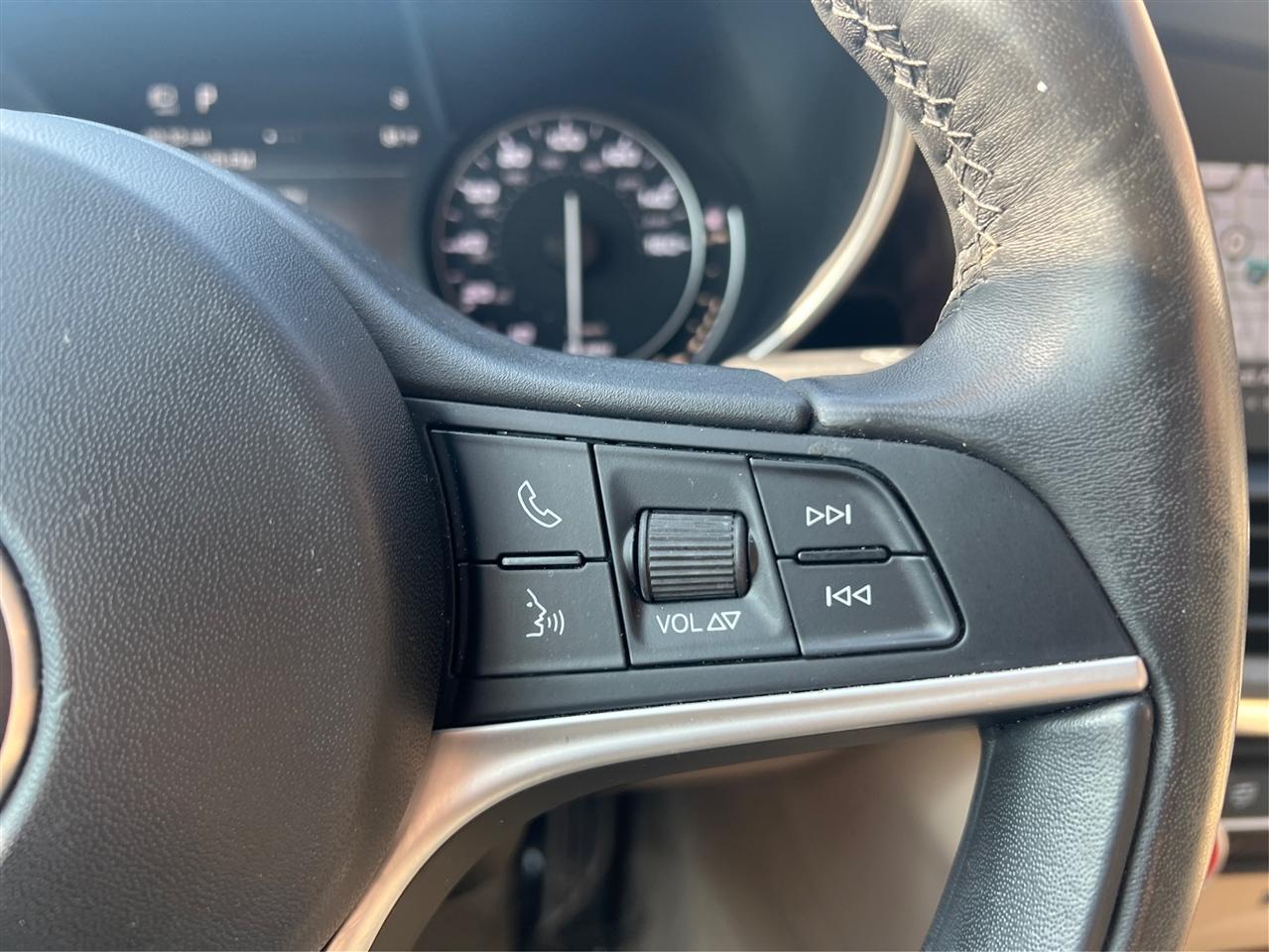 Alfa Romeo Giulia Ti Lusso AWD 2019