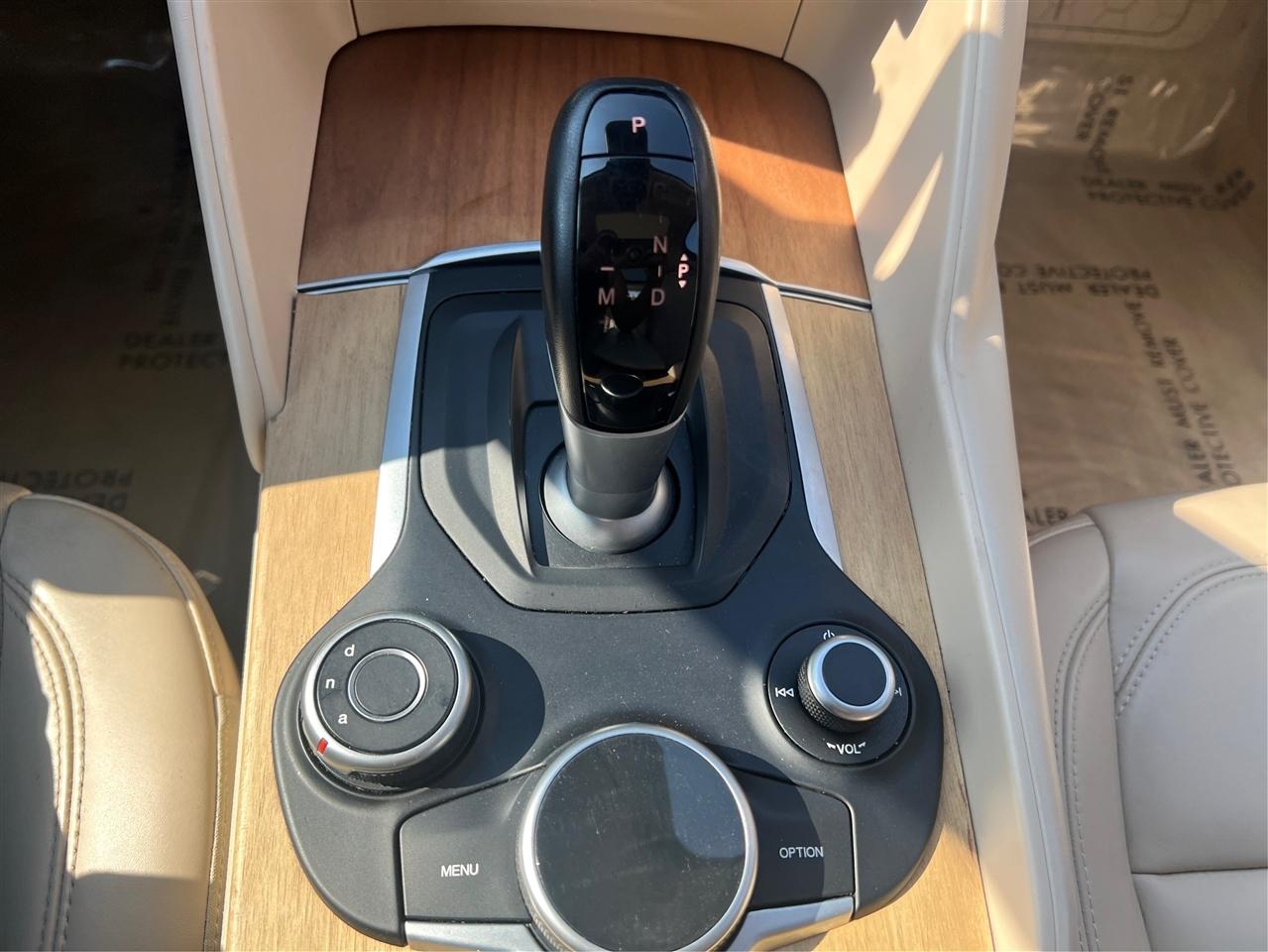 Alfa Romeo Giulia Ti Lusso AWD 2019