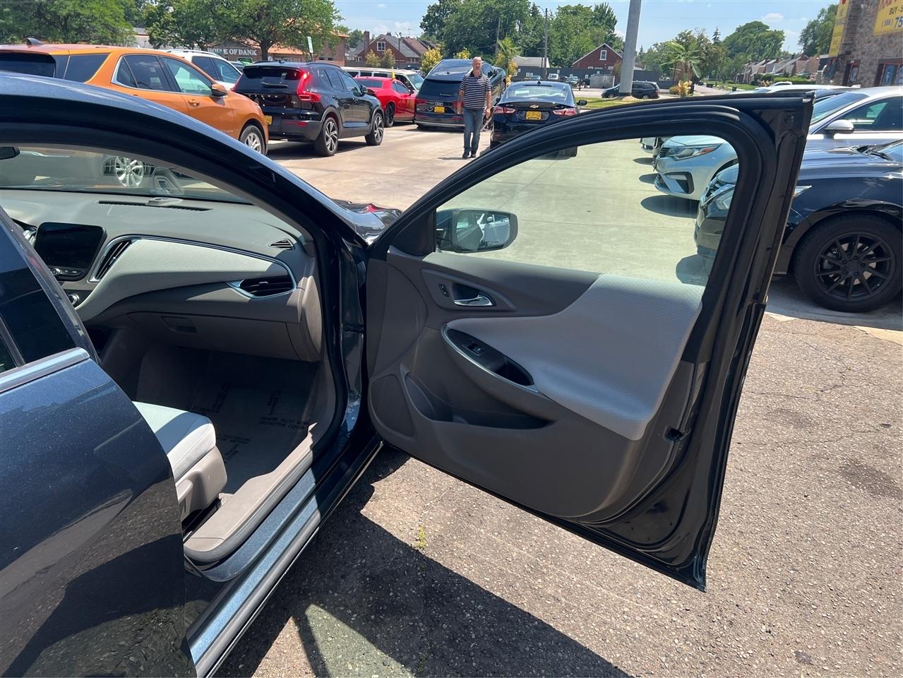 Chevrolet Malibu 4dr Sdn LT w/1LT 2019