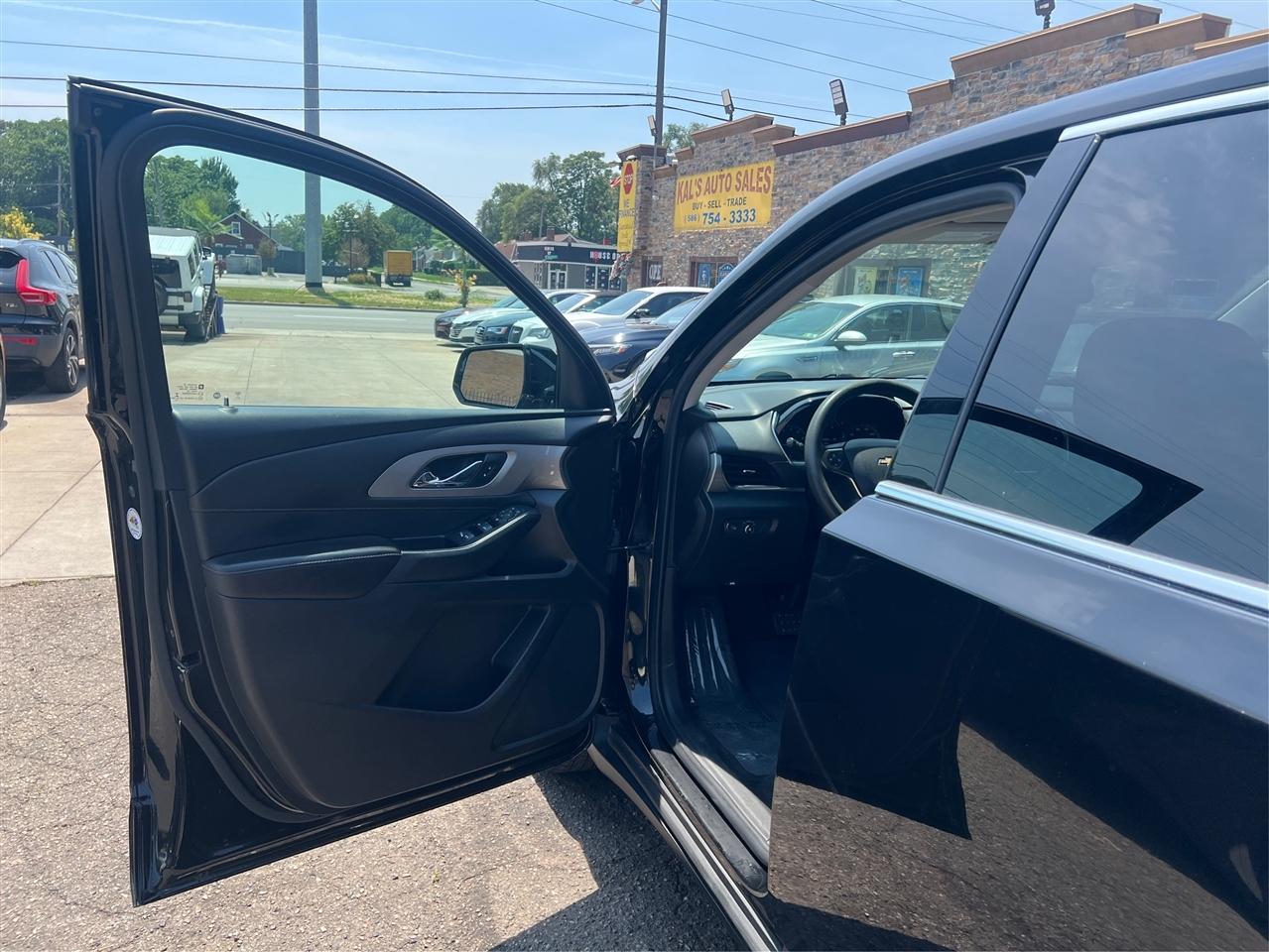 Chevrolet Traverse AWD 4dr LS w/1LS 2019