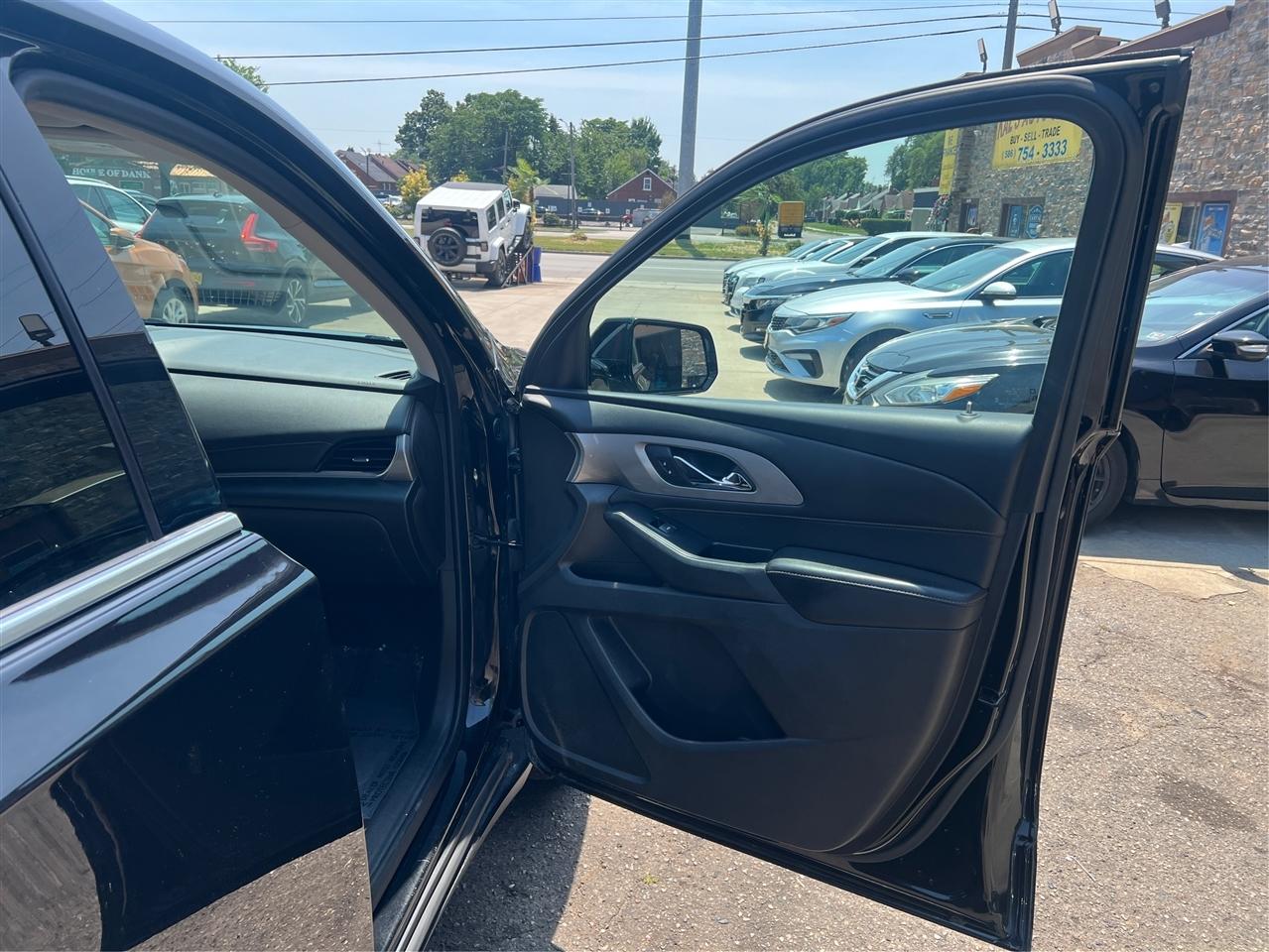 Chevrolet Traverse AWD 4dr LS w/1LS 2019