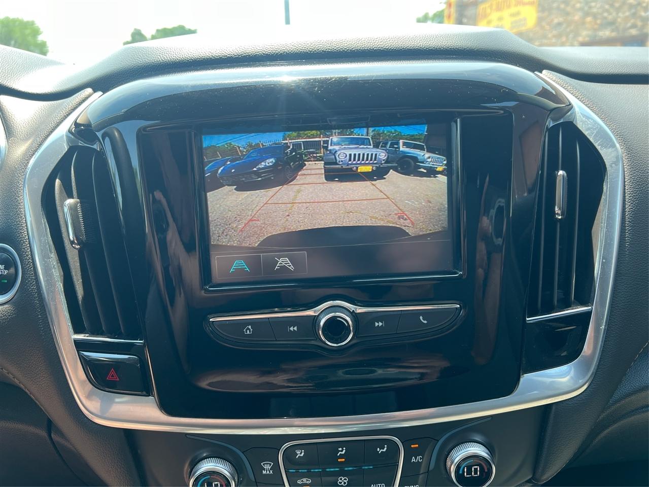 Chevrolet Traverse AWD 4dr LS w/1LS 2019