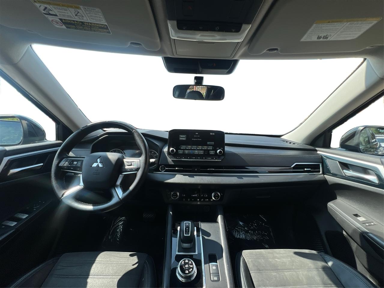 Mitsubishi Outlander SE Launch Edition S-AWC 2022