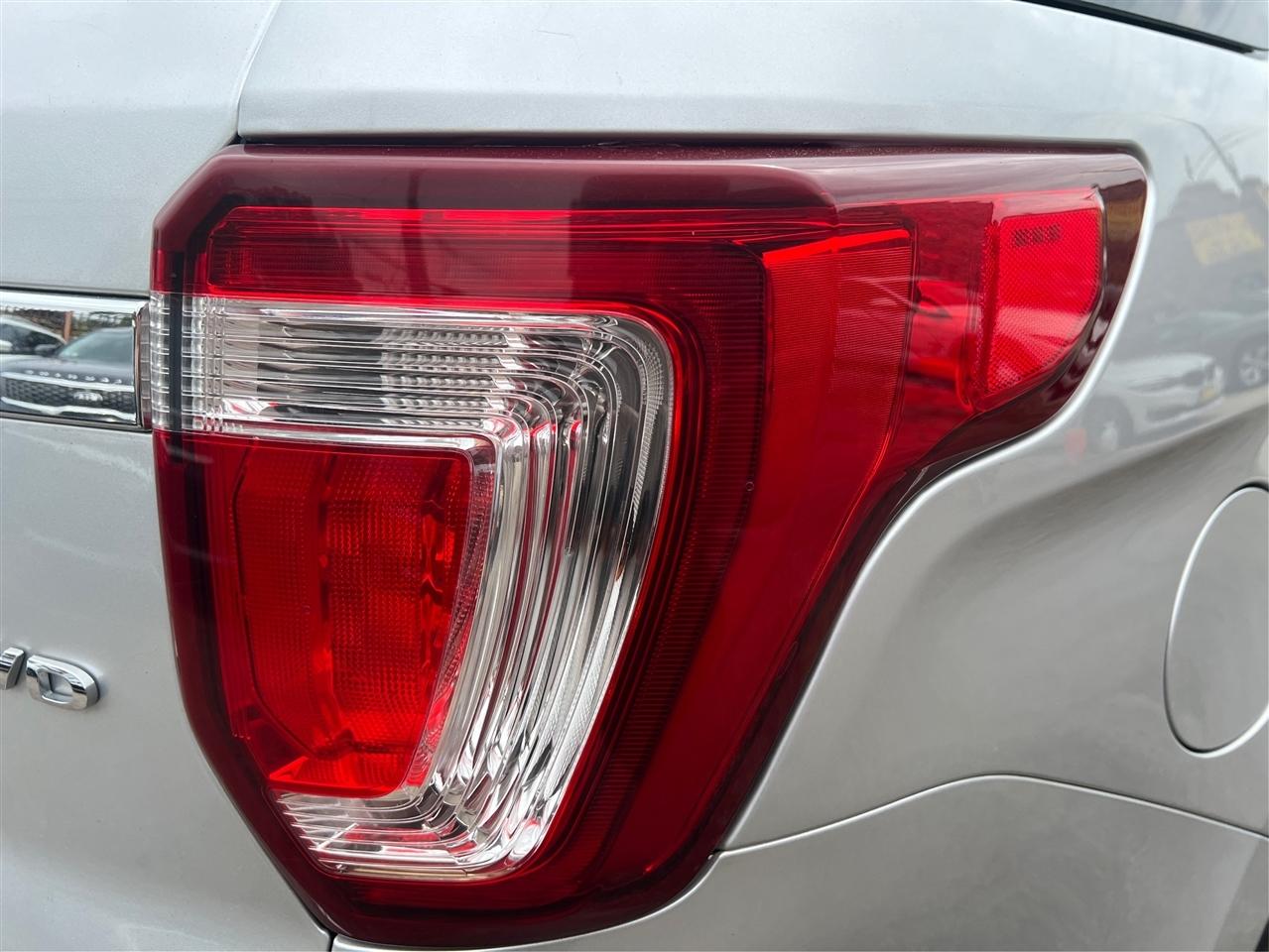 Ford Explorer Limited 4WD 2018