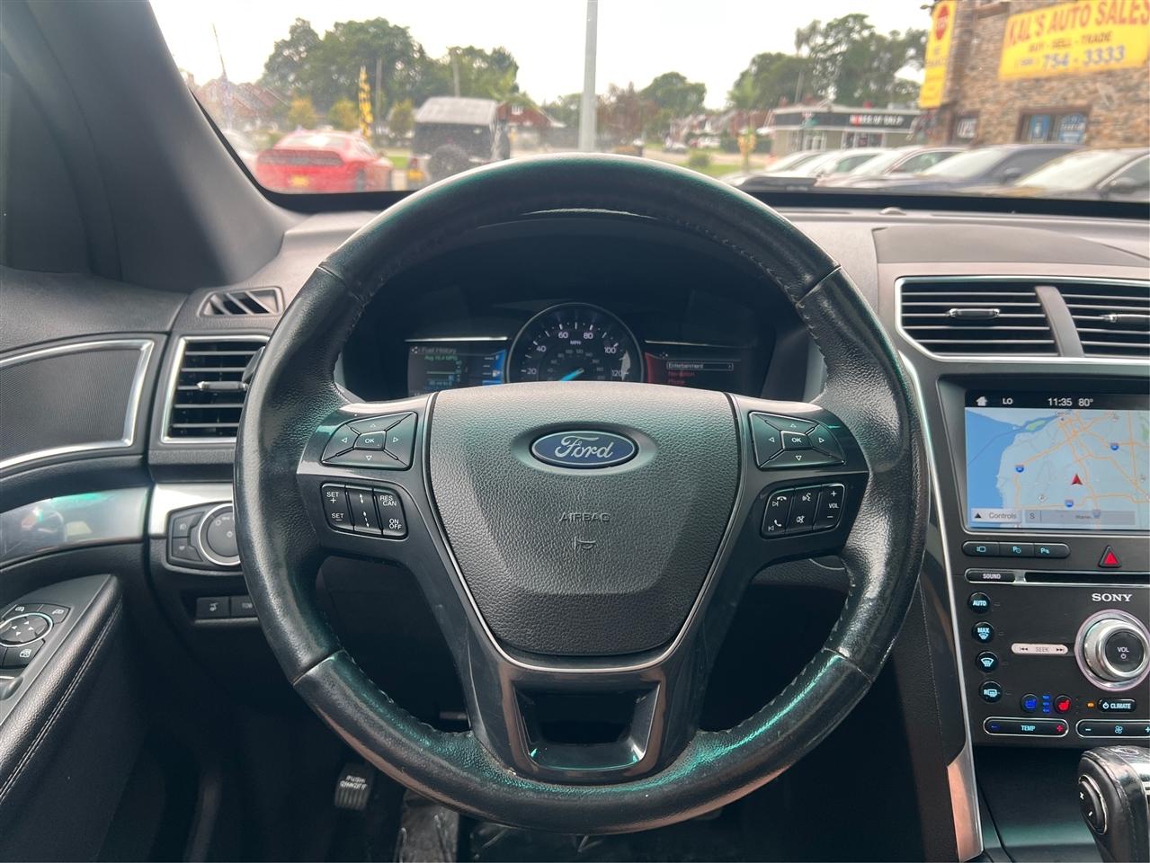 Ford Explorer Limited 4WD 2018