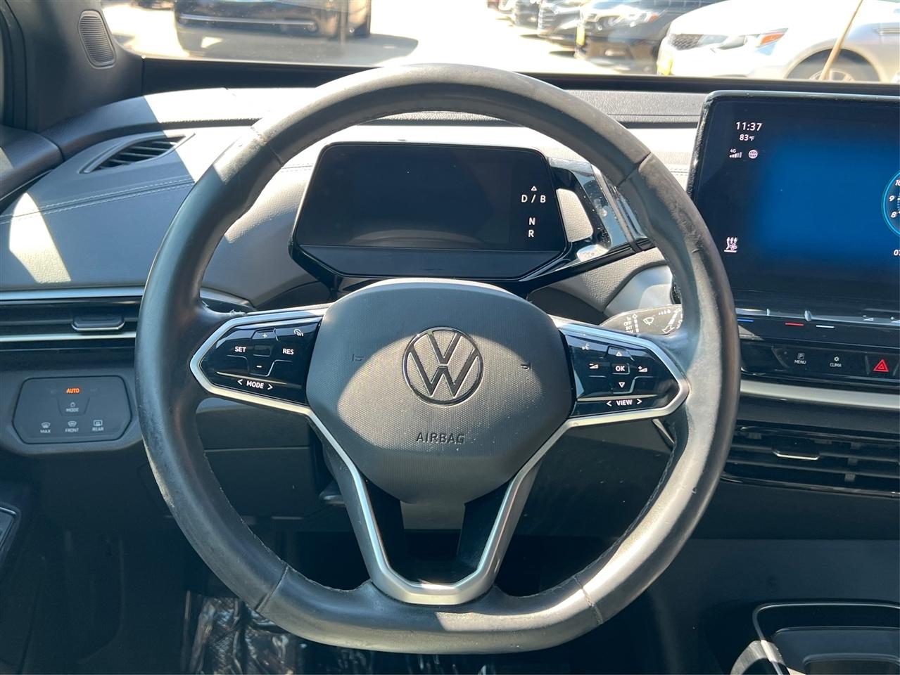 Volkswagen ID.4 Pro AWD w/SK On Battery 2023