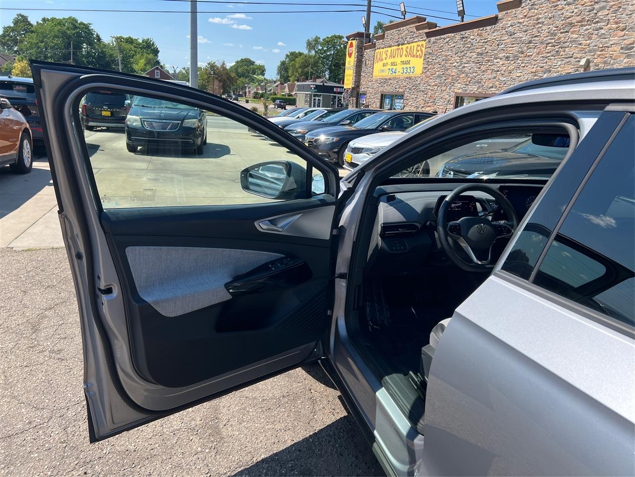 Volkswagen ID.4 Pro AWD w/SK On Battery 2023