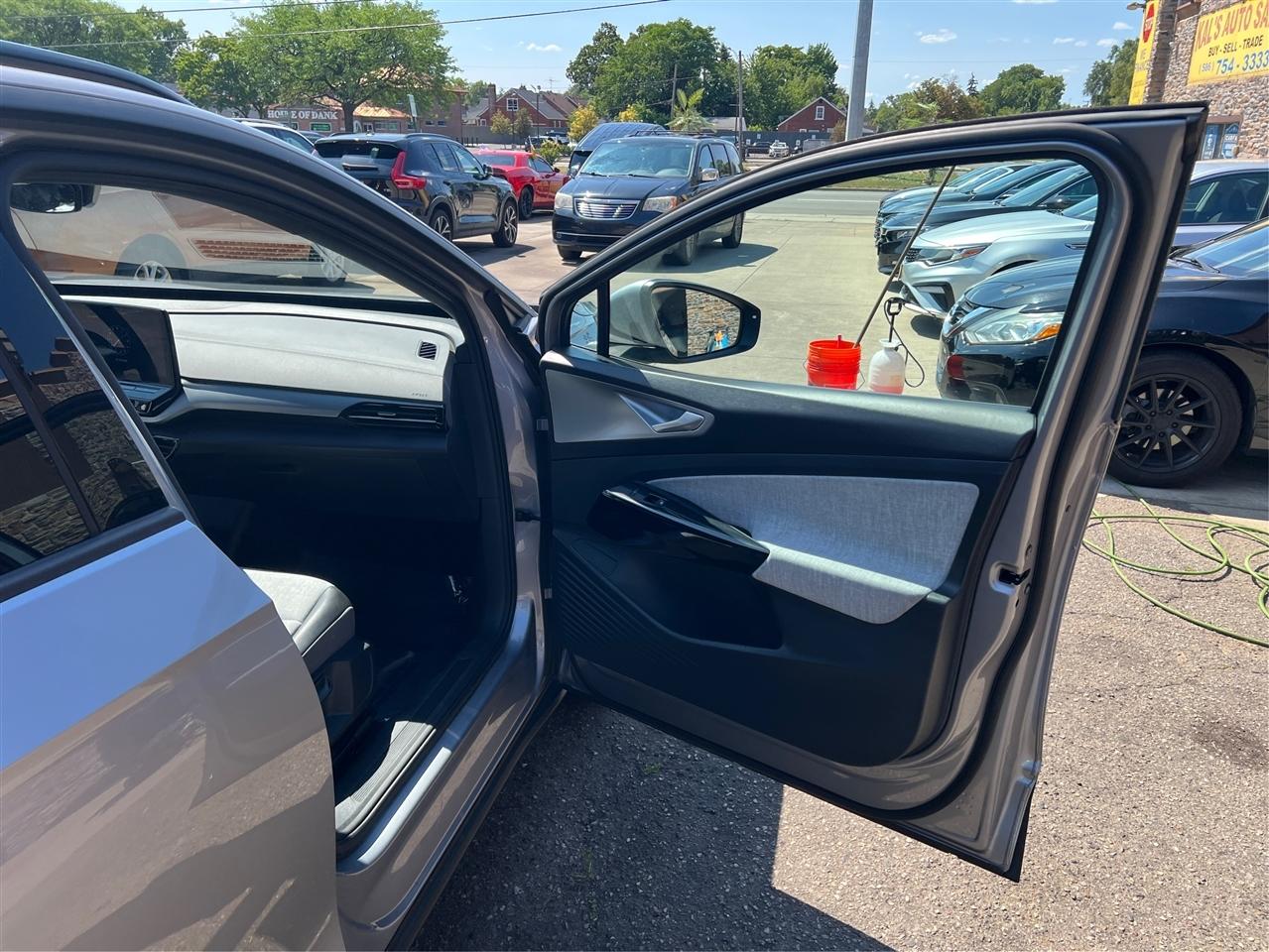 Volkswagen ID.4 Pro AWD w/SK On Battery 2023
