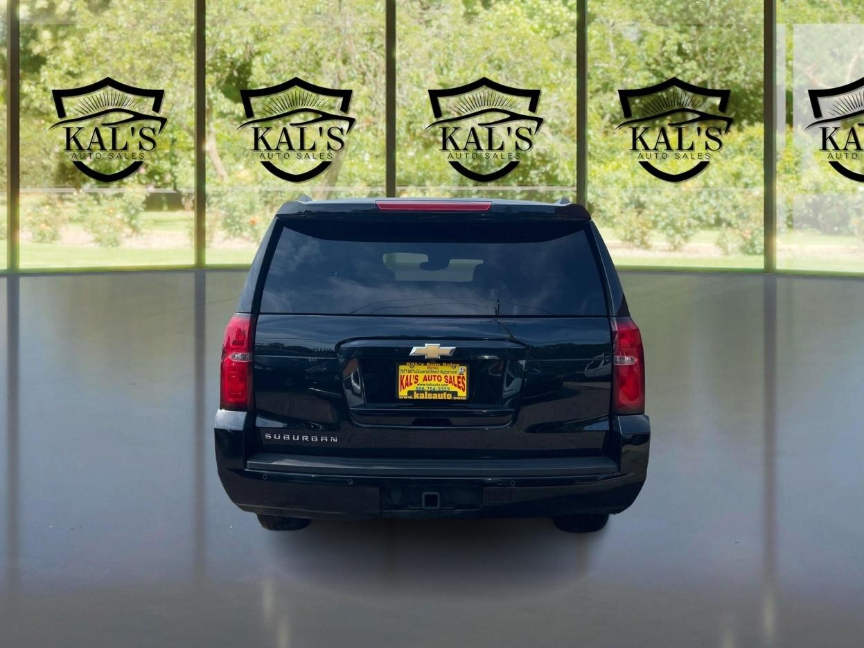 Chevrolet Suburban 4WD 4dr 1500 LT 2018