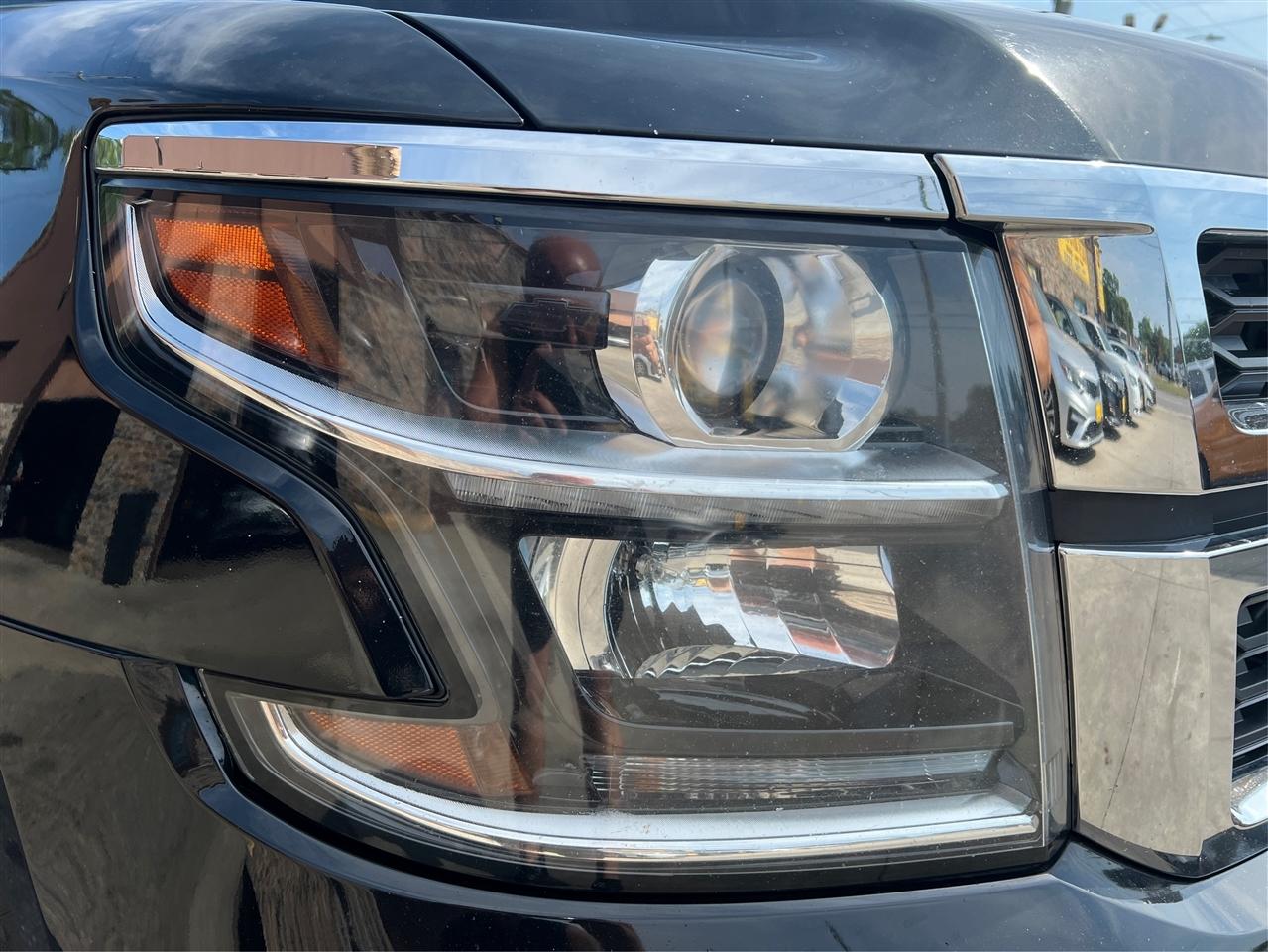 Chevrolet Suburban 4WD 4dr 1500 LT 2018