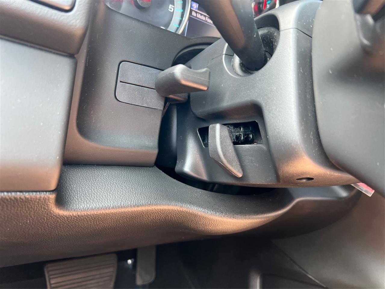 Chevrolet Suburban 4WD 4dr 1500 LT 2018