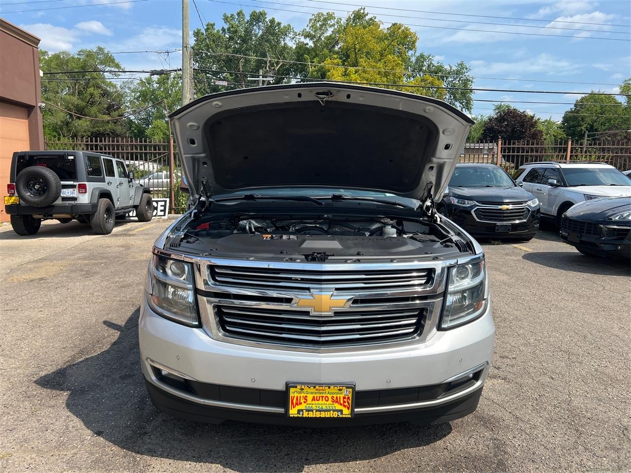 Chevrolet Suburban 4WD 4dr LTZ 2015