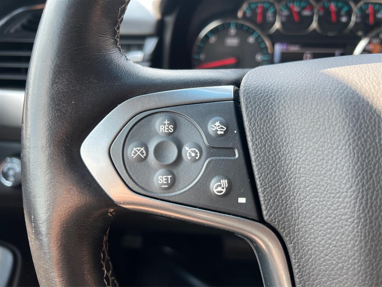 Chevrolet Suburban 4WD 4dr LTZ 2015